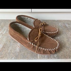 Men’s Size 10 Minnetonka Hardsole slipper